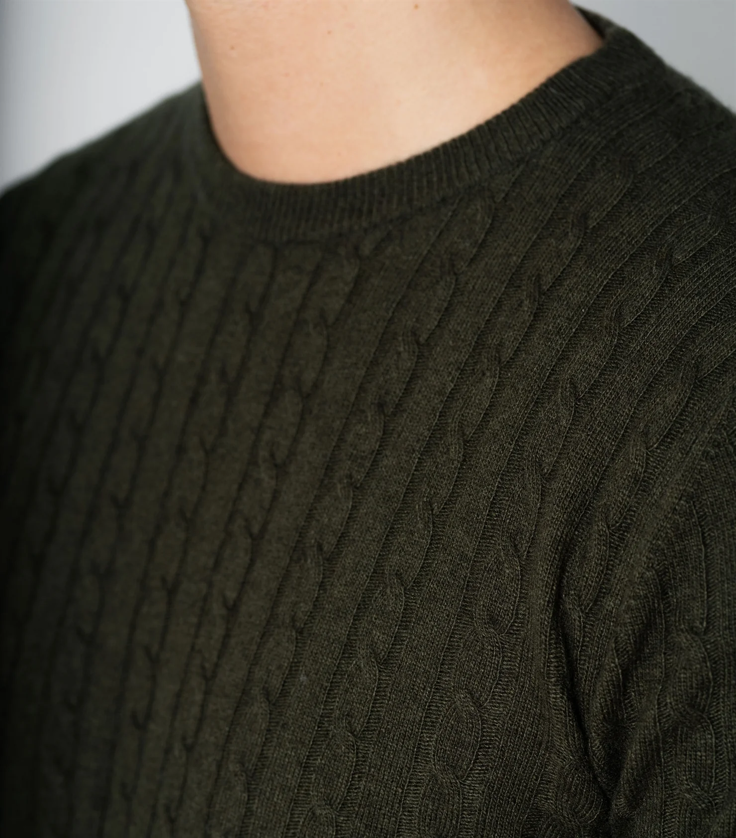 Enar Green Cable Knit Sweater - Image 2