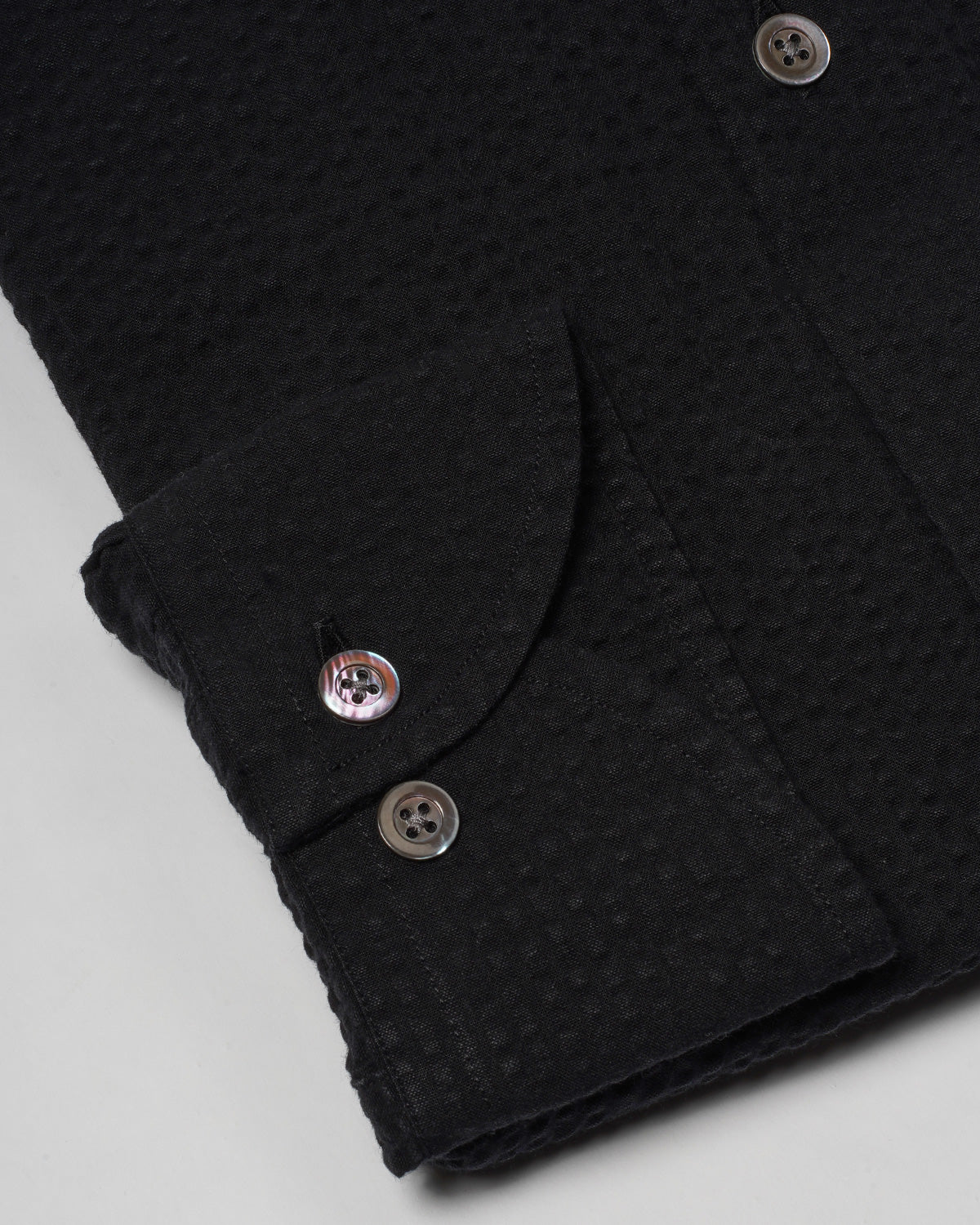 Jerry Black Seersucker Shirt - Image 3